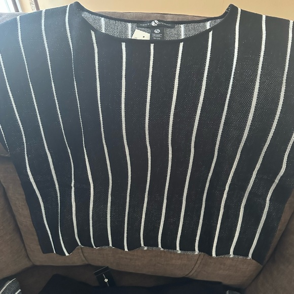 Ashley Stewart Black and White Knit Top and Skirt Set - Picture 6 of 6